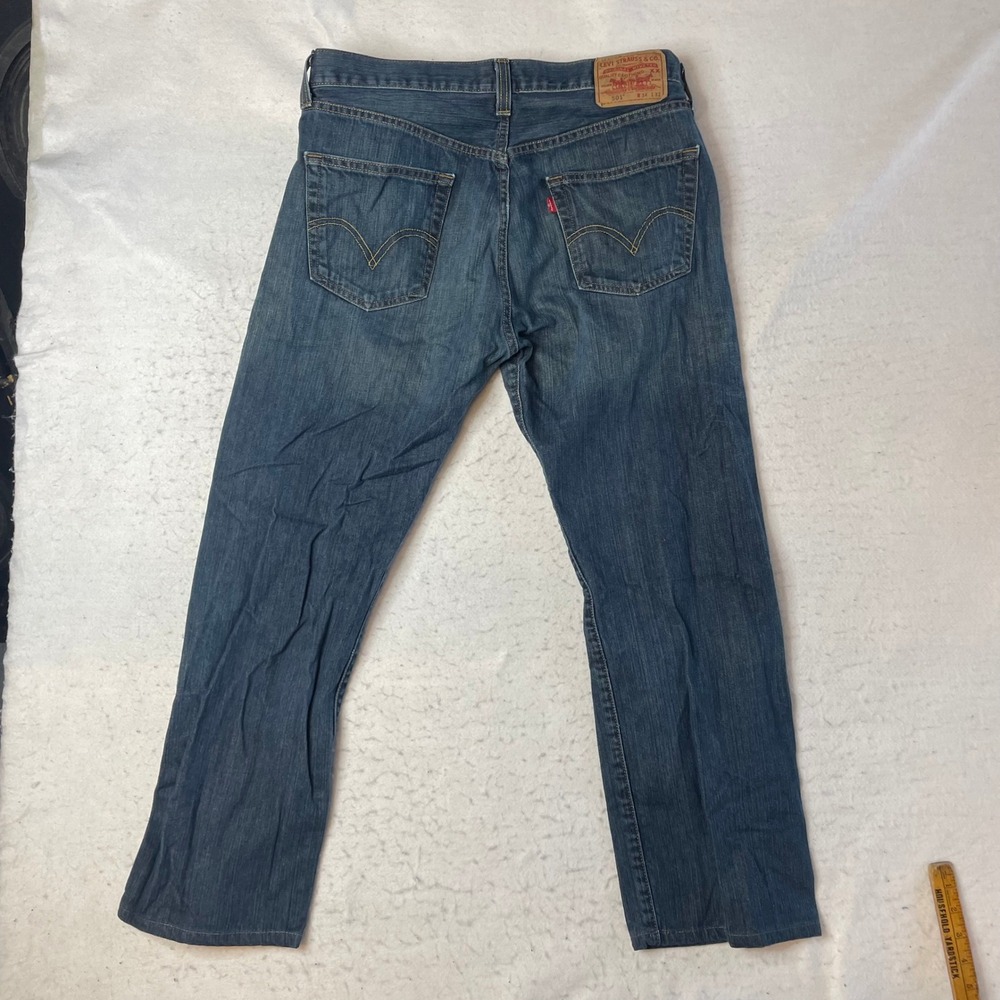 Levi's 501 Straight Leg Jeans Mens W34 L32 Blue Button Fly Denim - Picture 4 of 9